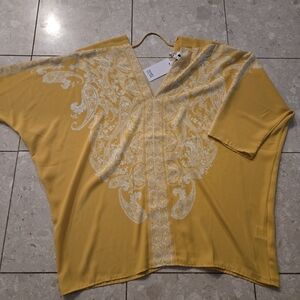 NWT ROSE + OLIVE Yellow Top - Medium
